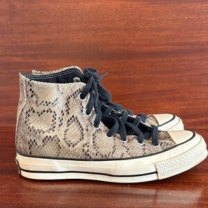 Converse High Top Sneakers Snake Print Beige with Black Laces Size 7